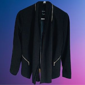 Super versatile blk blazer